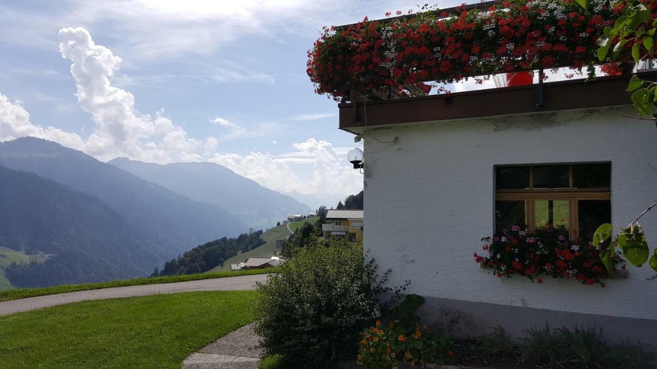 Schafer Zita Villa Fontanella Exterior foto